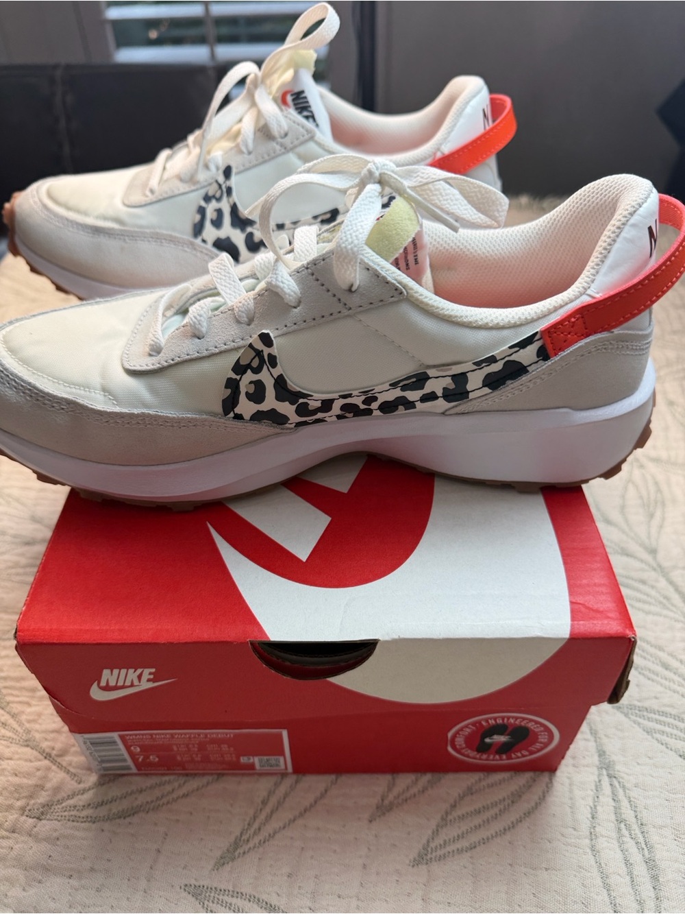 Nike Women’s waffle Debut Sneakers;Sz.9